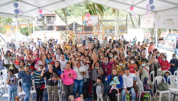 "Conmemoramos el día de la mujer entregando 80 estufas ecoeficientes en el Cañón del Combeima": Olga Lucía Alfonso Lannini, directora de Cortolima
